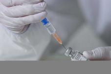 Figyelmeztetést adott ki az Europol koronavírus elleni oltáskampány kezdetén